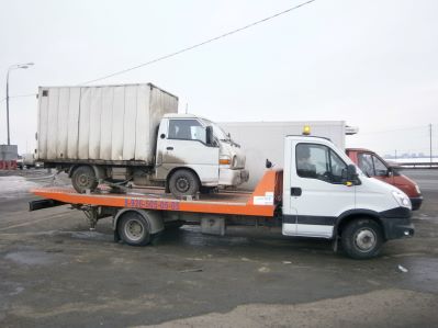 Эвакуация грузового автомобиля